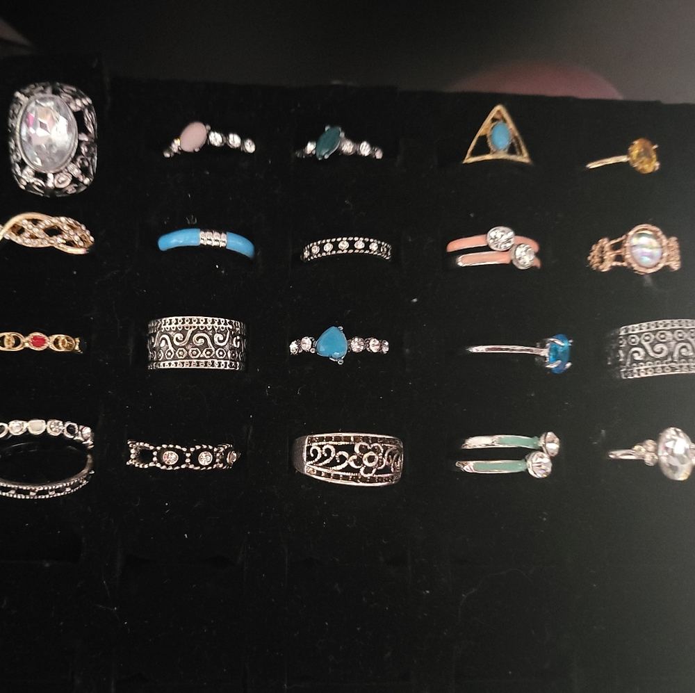 Ring lot #20